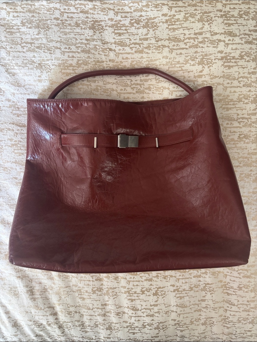 Medium classic bag in chestnut (sold out)